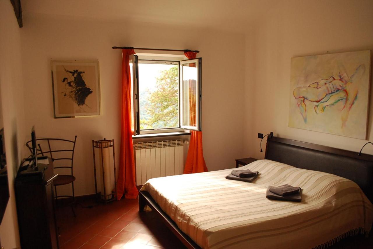 Villa Maia Neirone Buitenkant foto